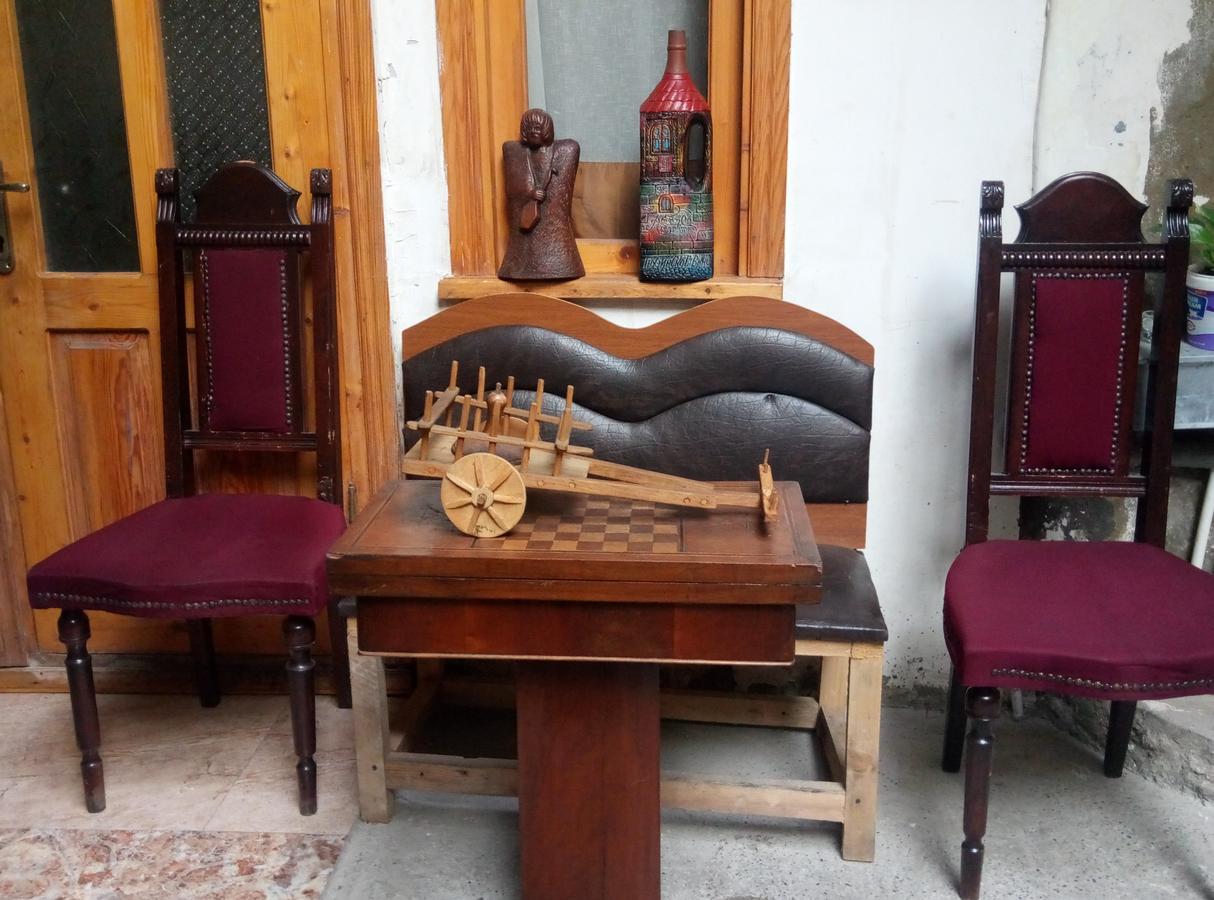 Jeki'S Apartment In Old Tbiliszi Kültér fotó